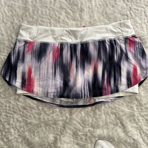 Lululemon Tennis/running Skirt Multi colored size 10